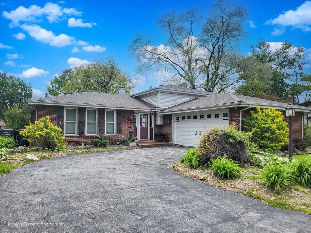 3267 Louise Court, Lansing
