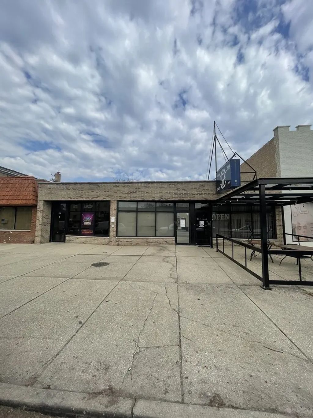 7710-14 W Belmont Avenue, Chicago, 60634