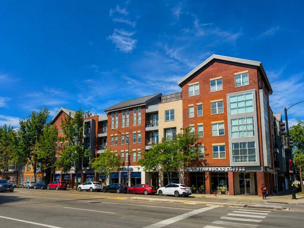 3506 S State Street 308, Chicago