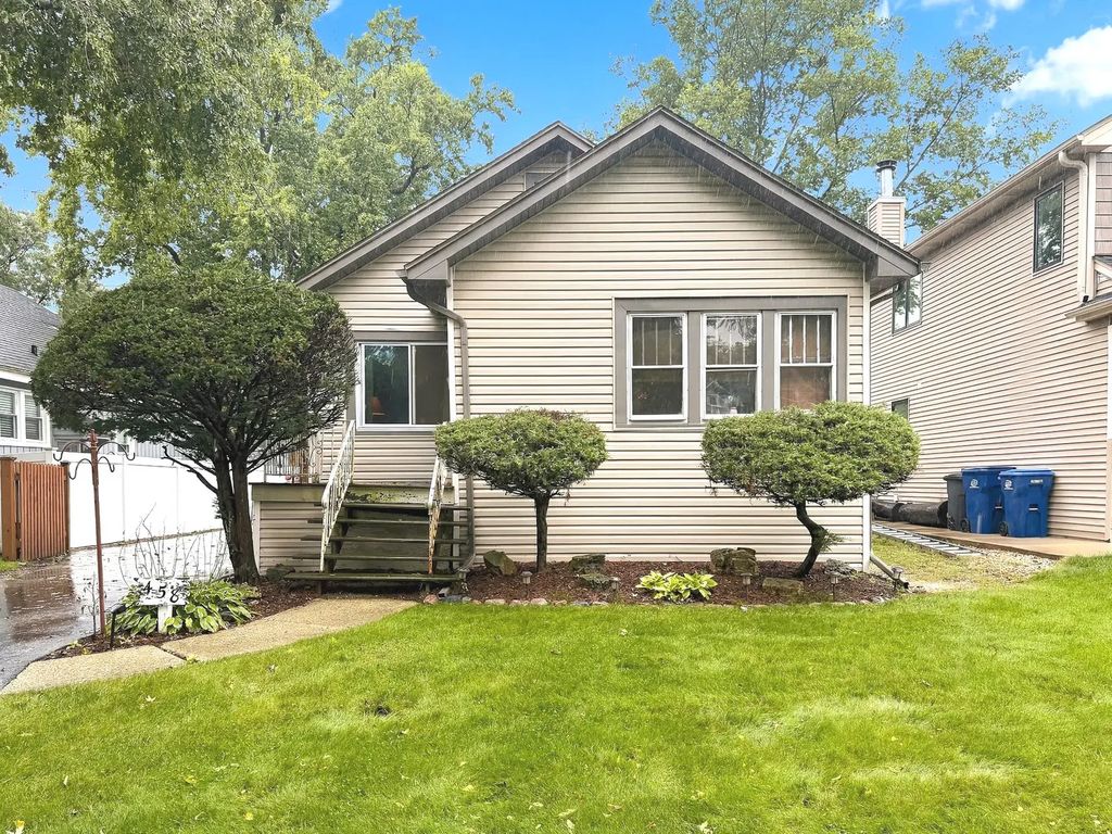458 S Harvard Avenue, Villa Park