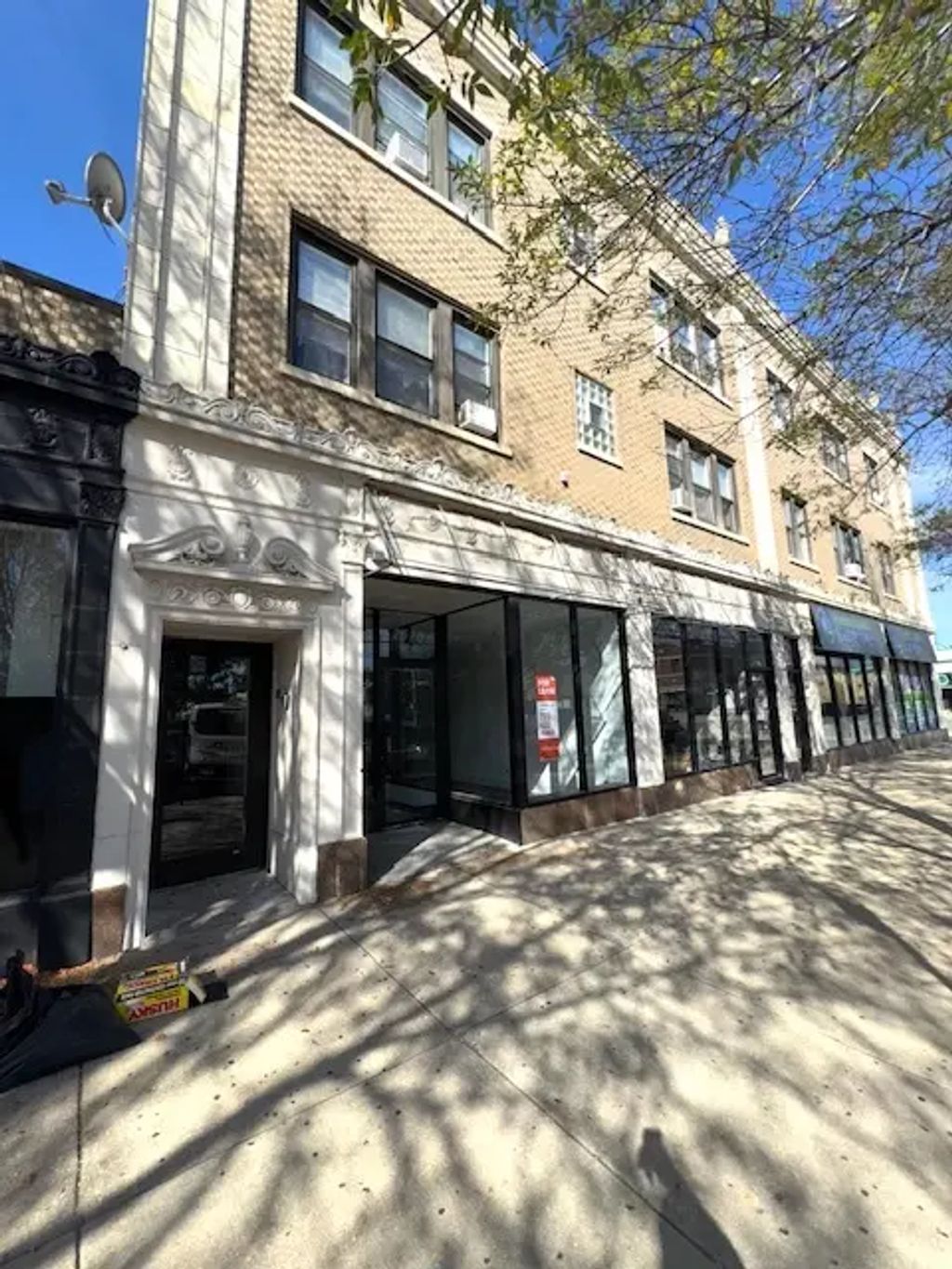 2376 N Neva Avenue, Chicago