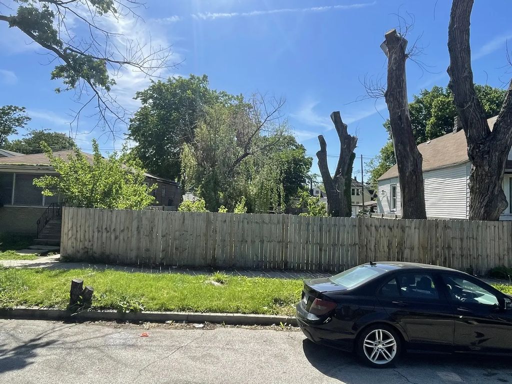 6412 S Bell Avenue, Chicago