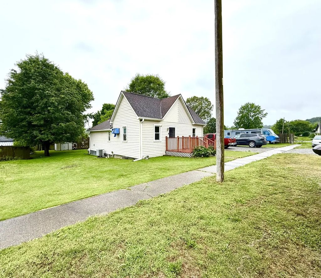 55 Ellen Street, Cypress