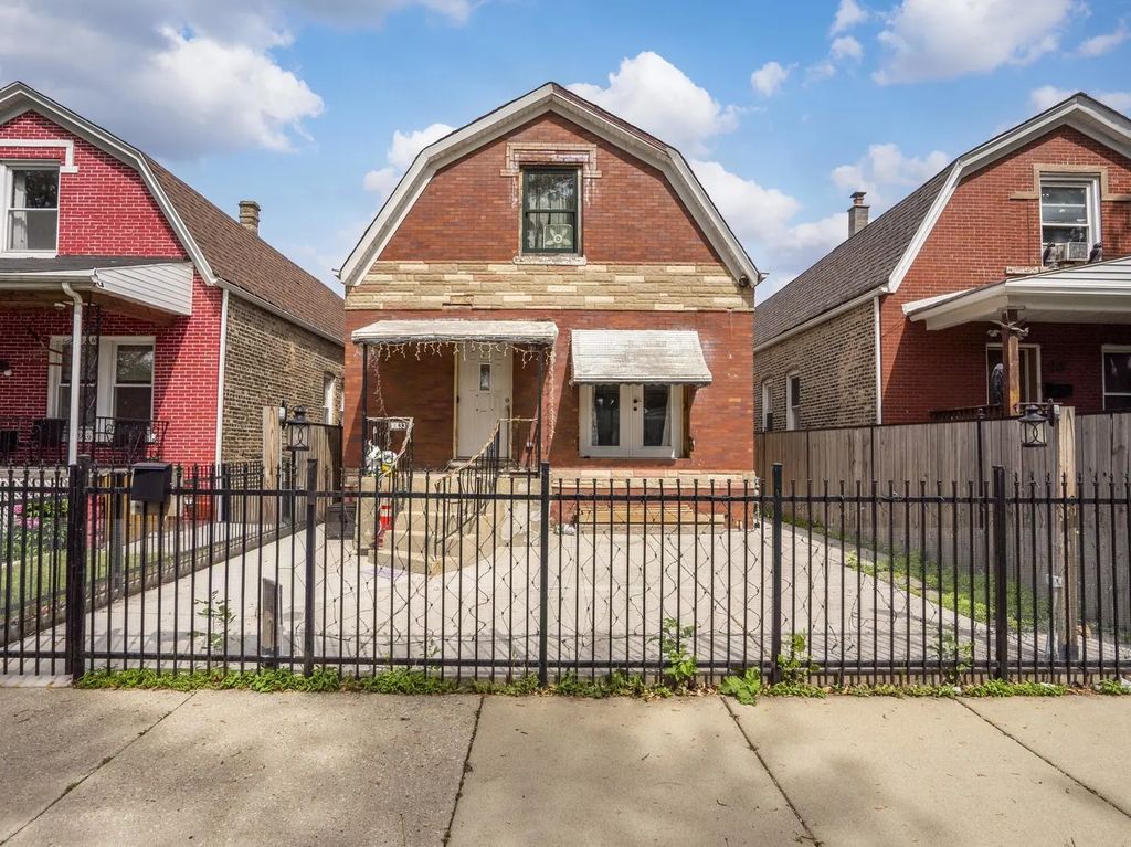 1133 N Kedvale Avenue, Chicago, 60651