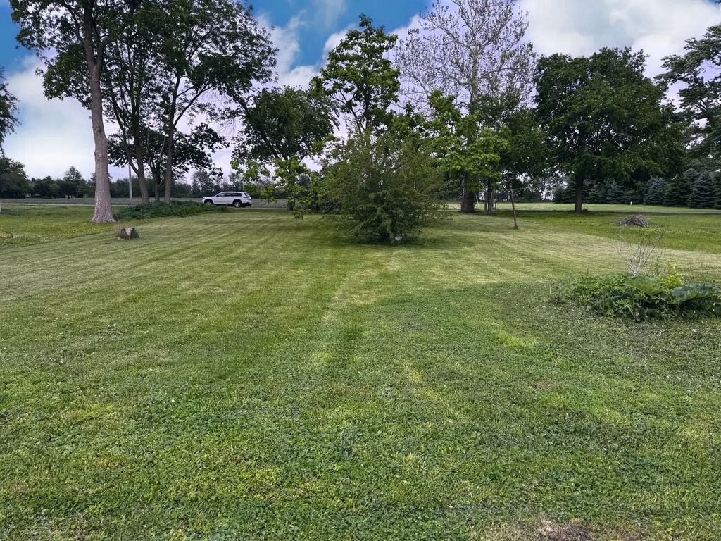 Lot 13 S Locust Street, Wenona