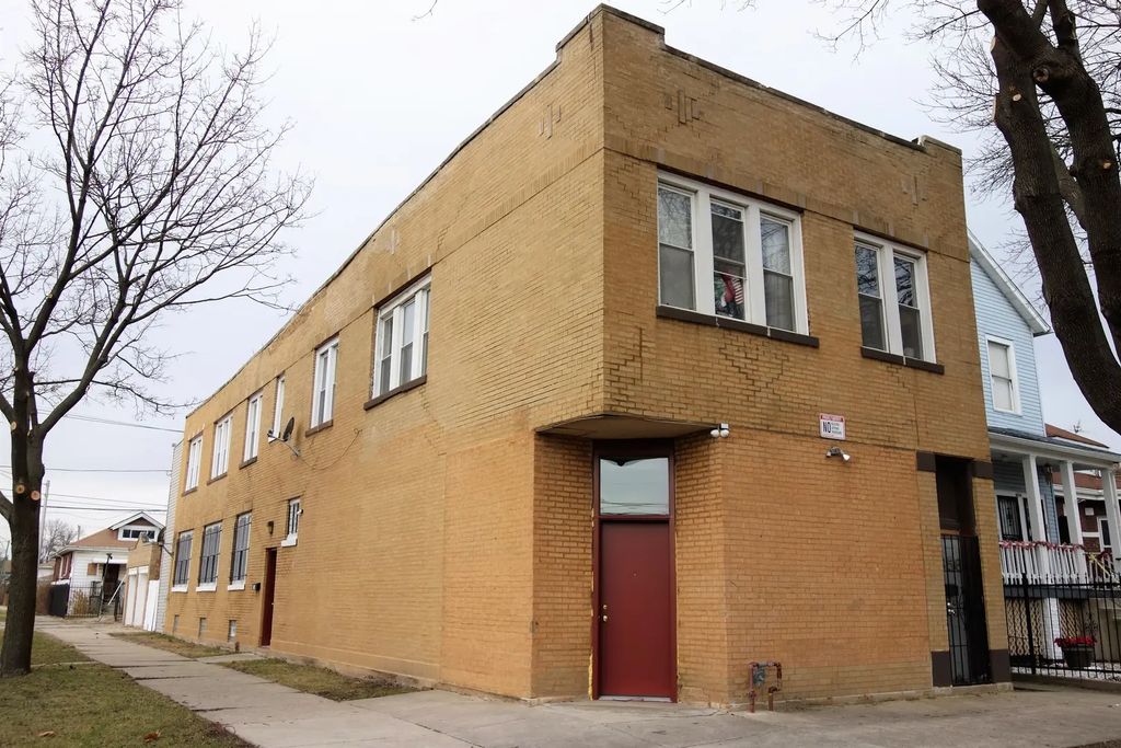 8856 S Lowe Avenue 2r, Chicago