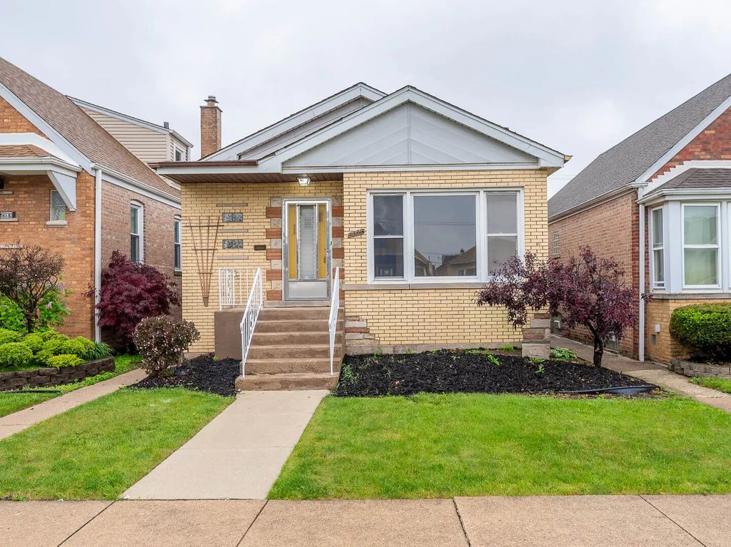 5028 S La Porte Avenue, Chicago
