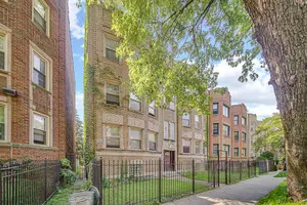 8146 S Maryland Avenue 1n, Chicago