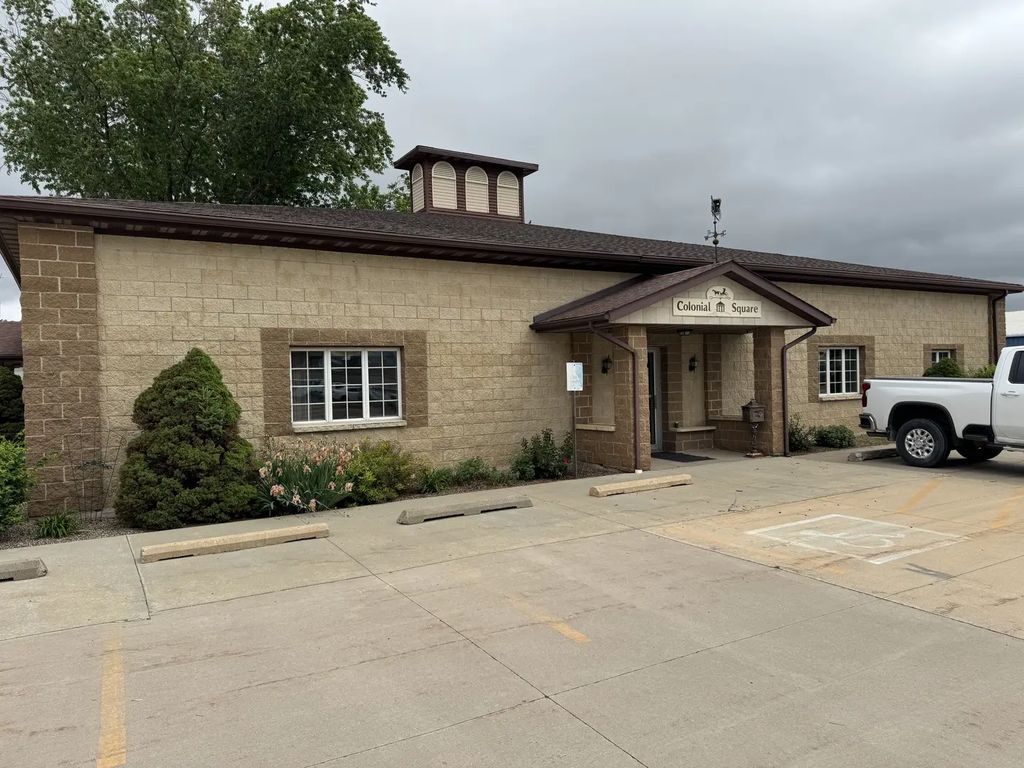 1000 E Platt Street, Maquoketa