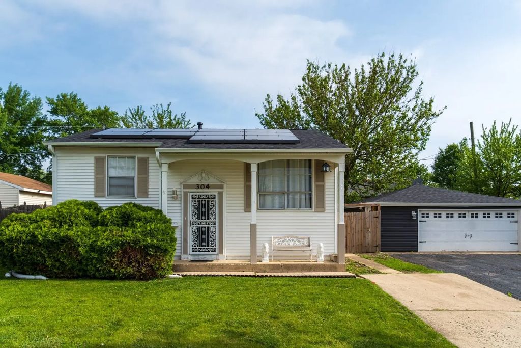 304 Hamrick Avenue, Romeoville