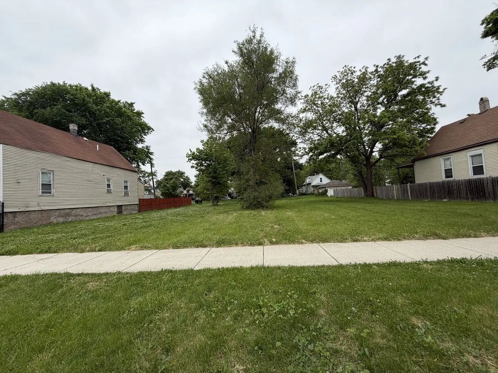 6028 S Wood Street, Chicago