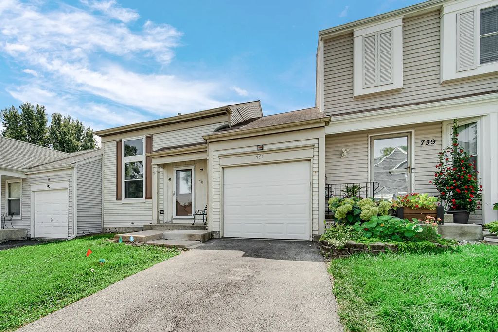 741 Asbury Drive, Glendale Heights