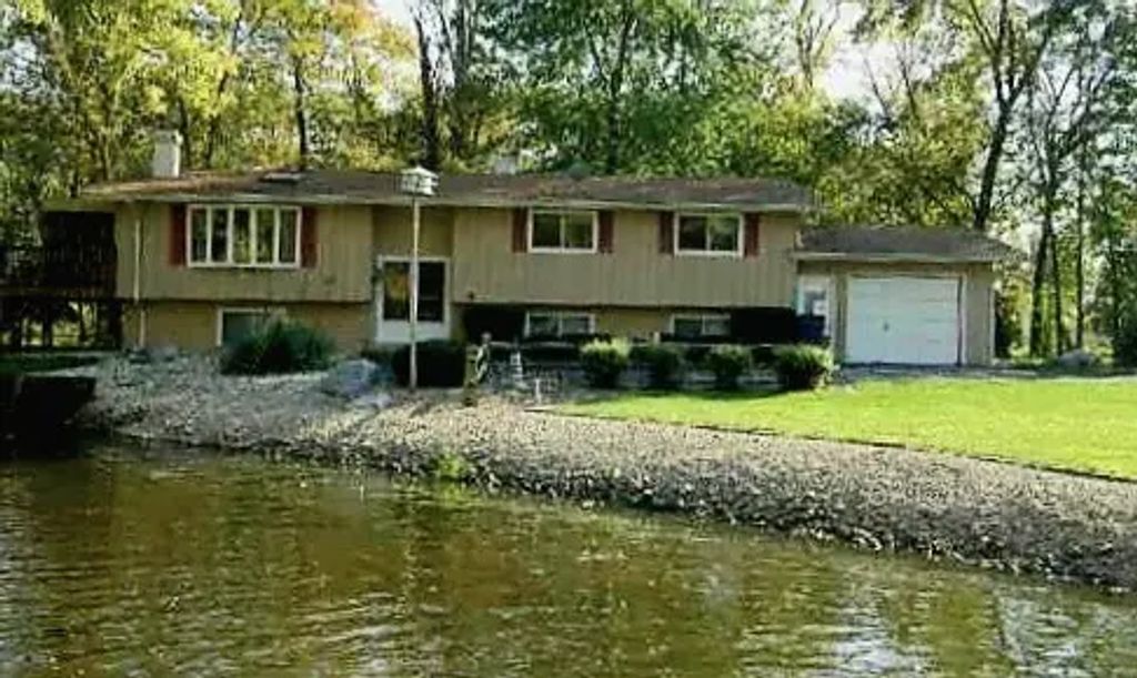 41511 N Country Club Drive, Antioch