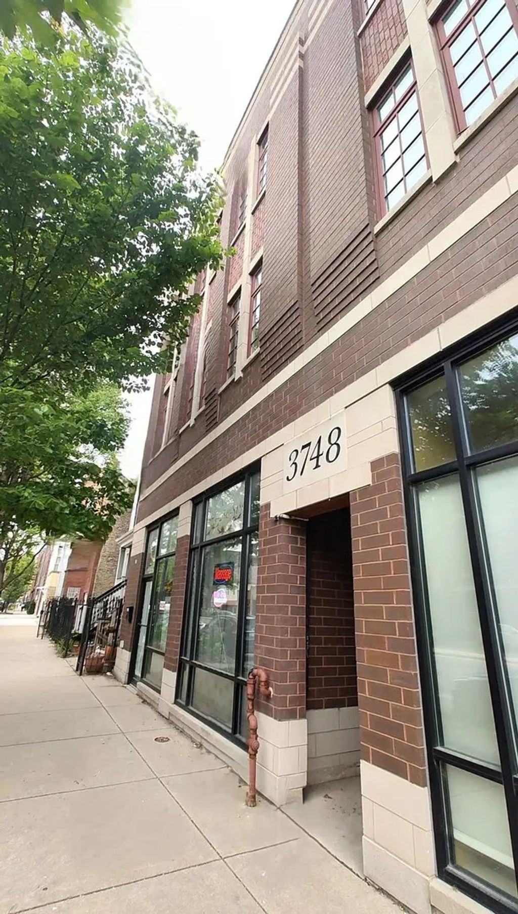 3748 N Ashland Avenue 1s, Chicago