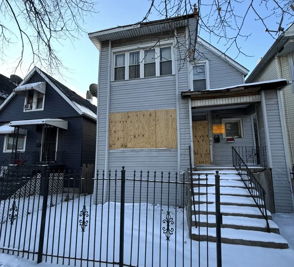722 N Laramie Avenue, Chicago