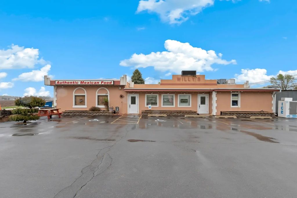 3210 W 4th Street, Sterling