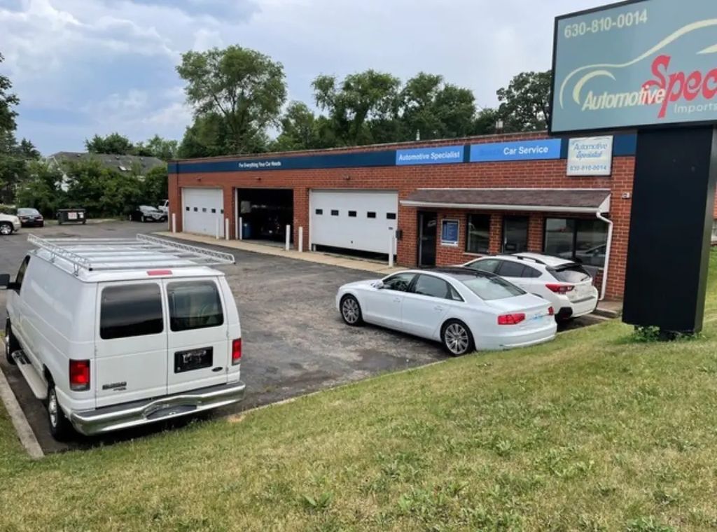 1801 Ogden Avenue, Lisle