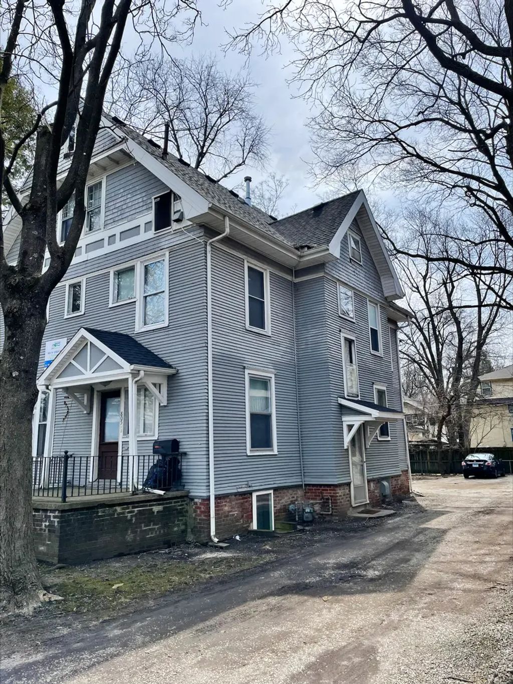 805 W Oregon Street, Urbana
