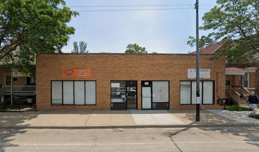 3839-41 N Kedzie Avenue, Chicago, 60618