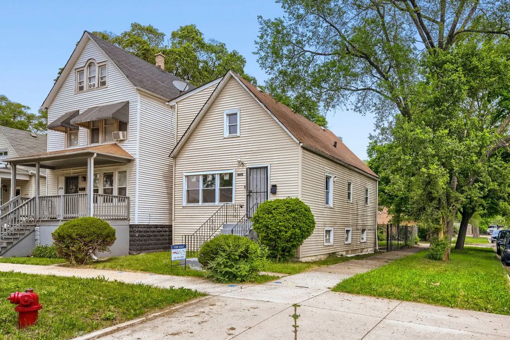 12025 S Prairie Avenue, Chicago, 60628