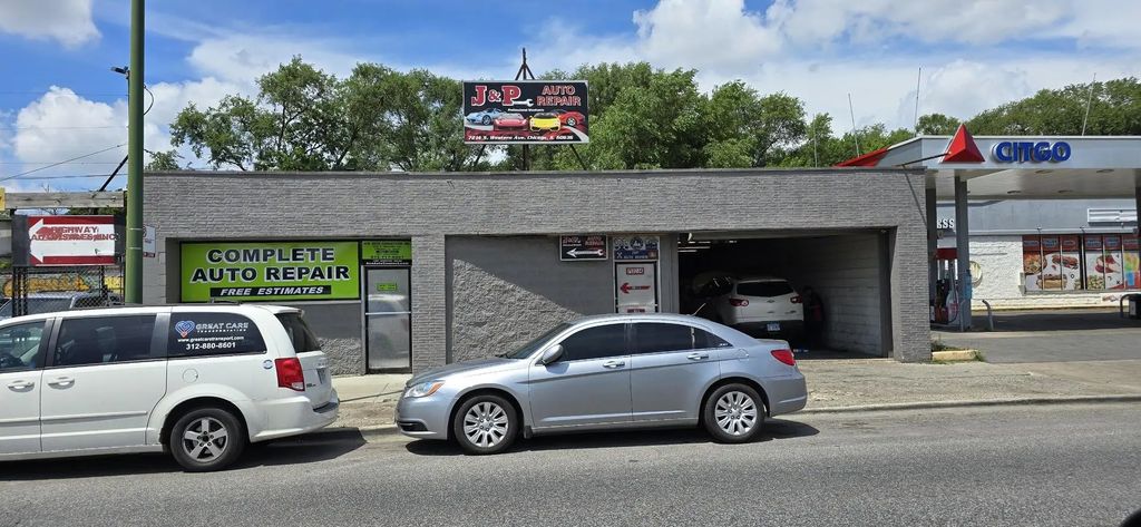 7214 S Western Avenue, Chicago