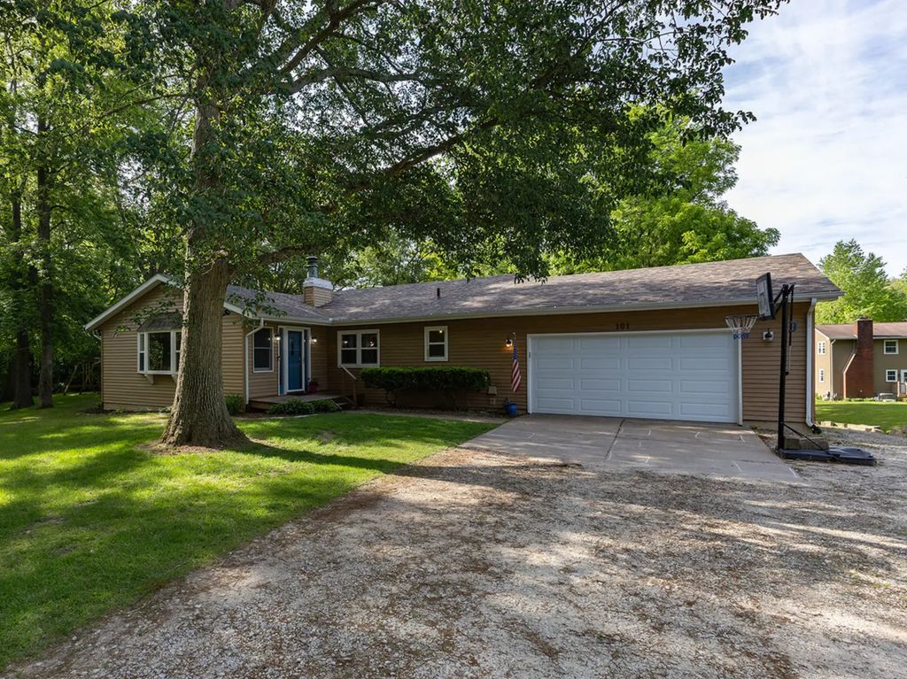 101 N Park Avenue, Geneseo