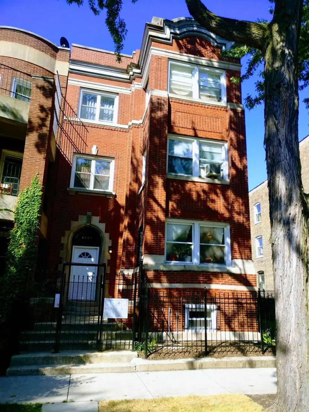 6030 S Eberhart Avenue B, Chicago