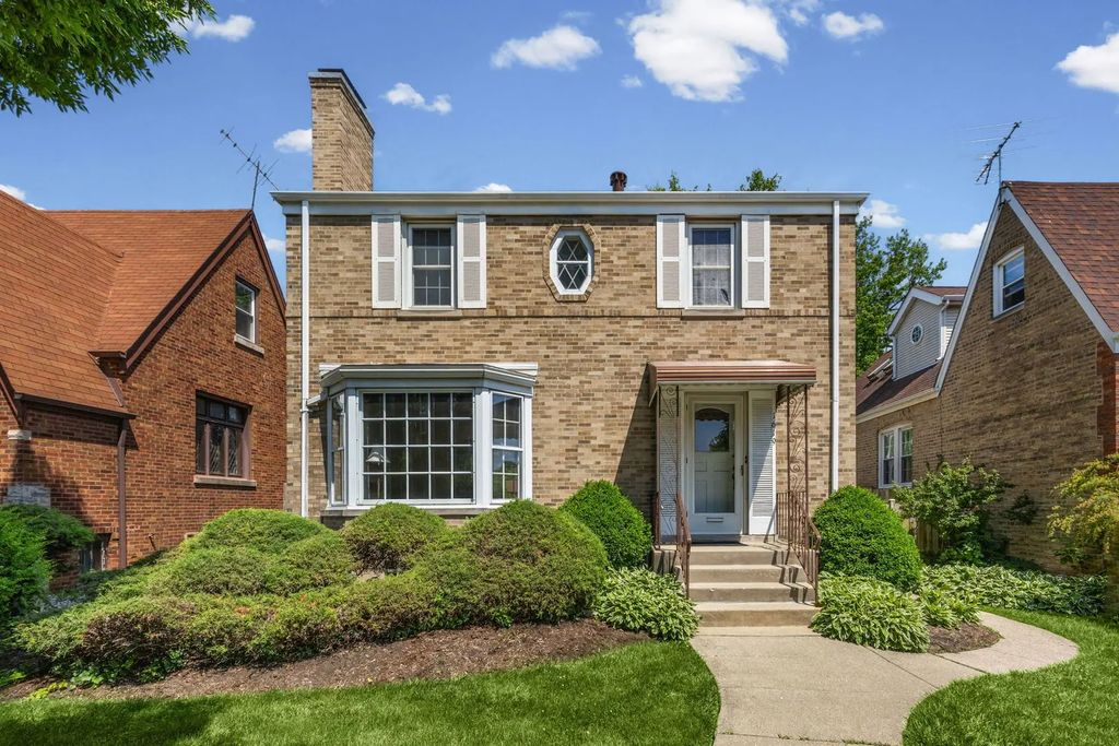 1619 N New England Avenue, Chicago, 60707