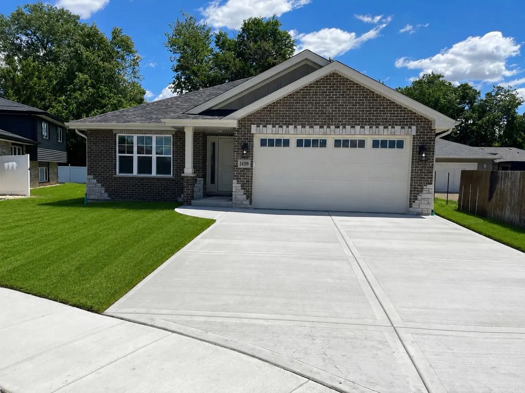 14109 Kenneth Court, Crestwood