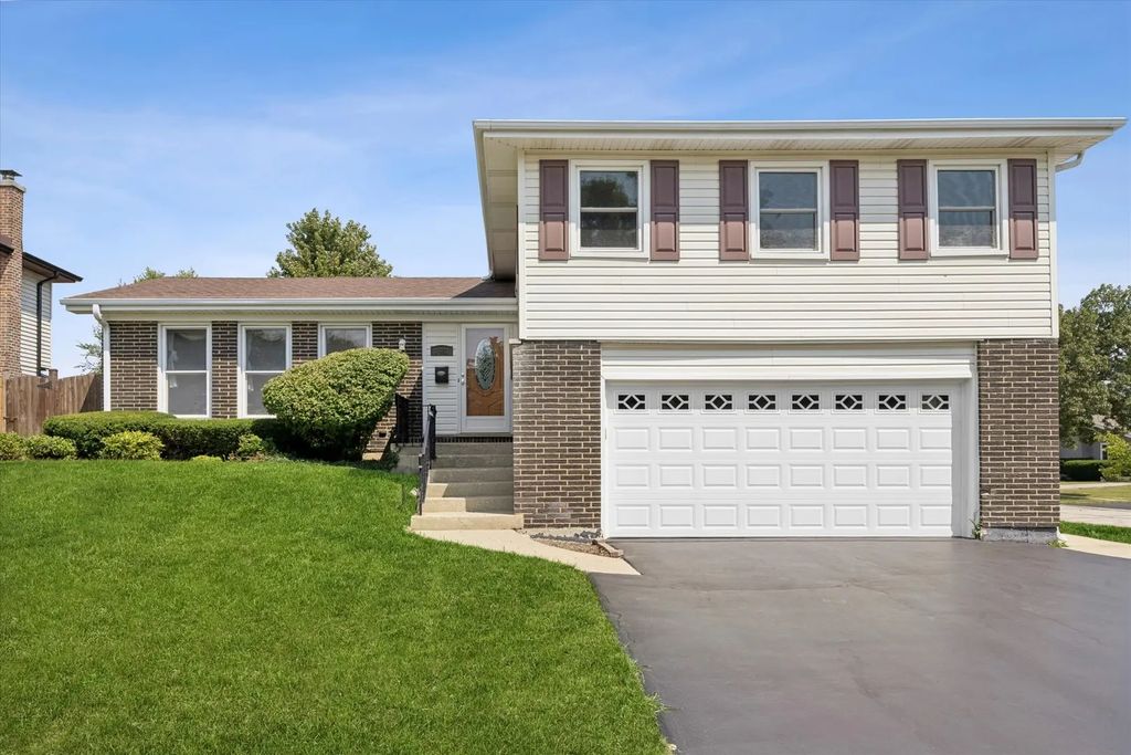 1423 Colony Court, Lombard