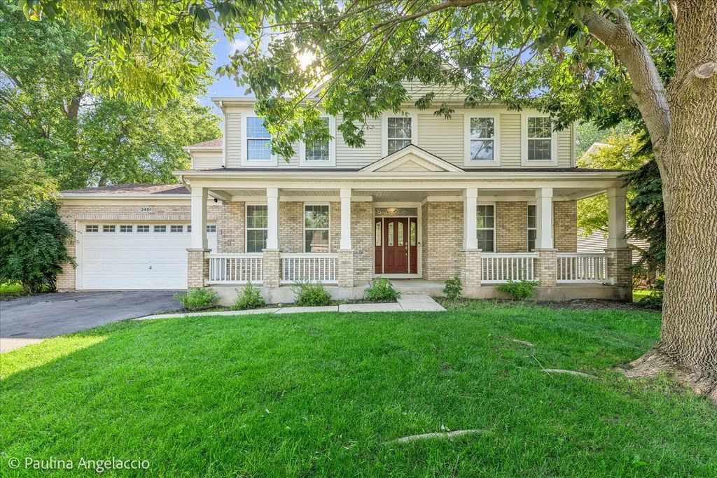 2401 Stonybrook Street, Wauconda