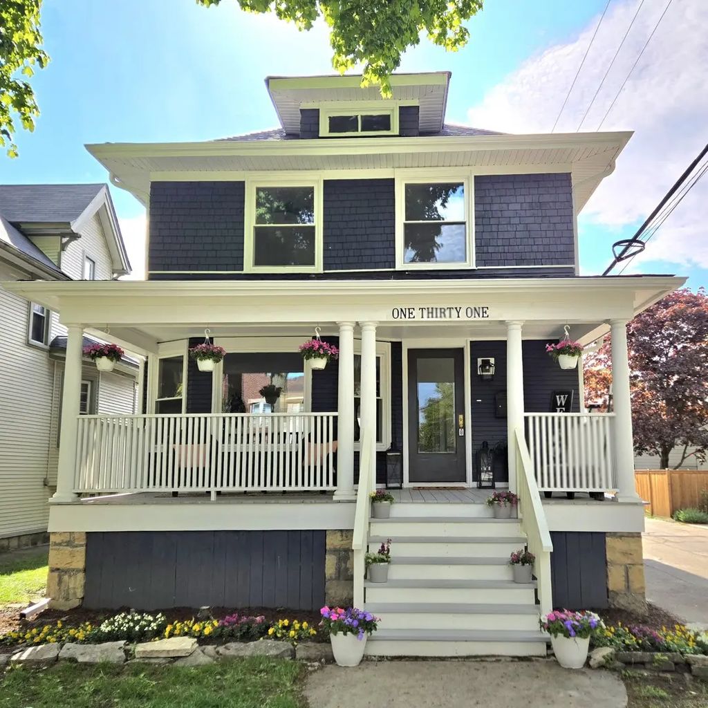 131 N Taylor Avenue, Oak Park