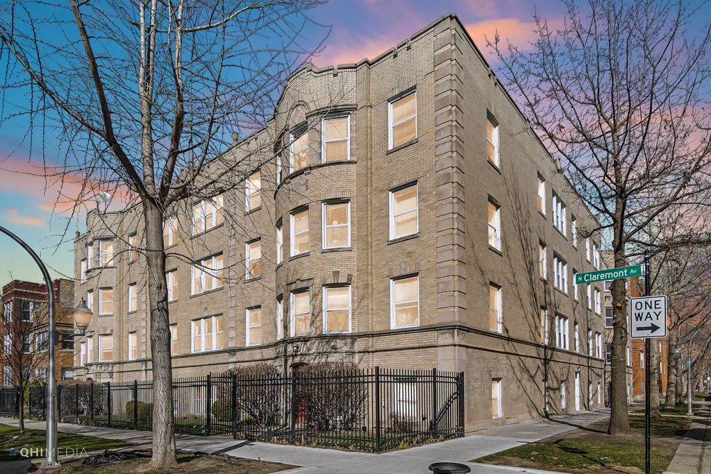 2316 W Rosemont Avenue 3, Chicago
