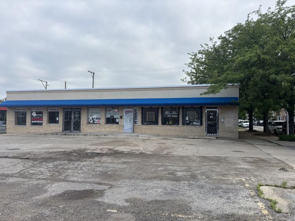 5840 W 63rd Street, Chicago