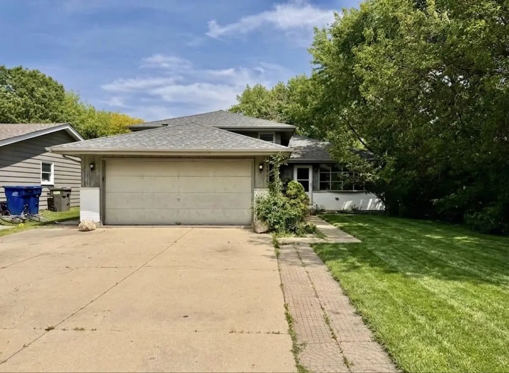 28w560 Bolles Avenue, West Chicago