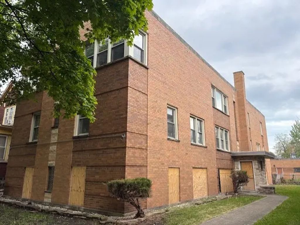 7711 S Ada Street, Chicago