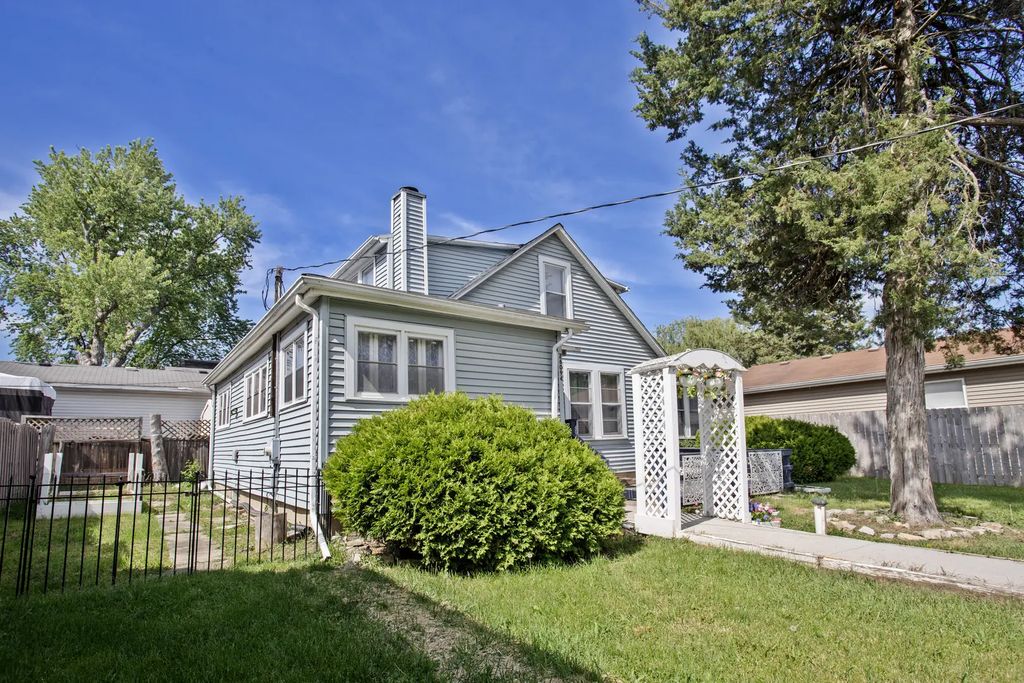 26094 W Ingleside Avenue, Ingleside