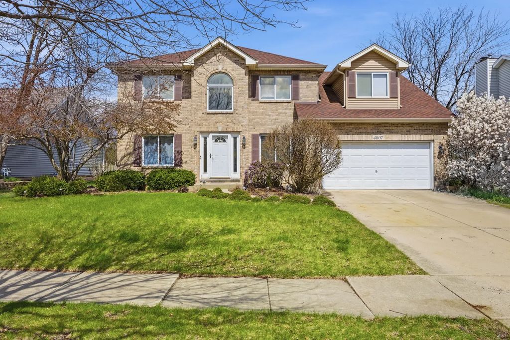 4807 Clearwater Lane, Naperville