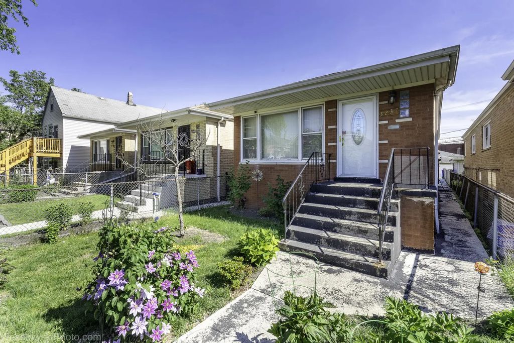 3237 W 38th Place, Chicago