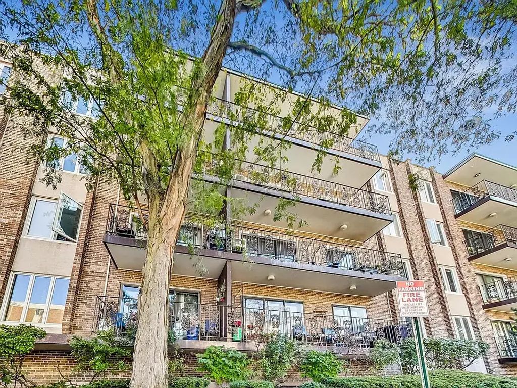 5501 Lincoln Avenue 510, Morton Grove