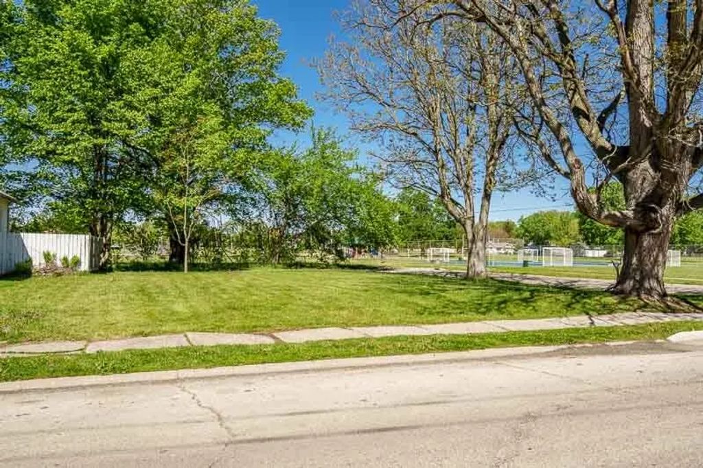 801 18th Street, Rockford