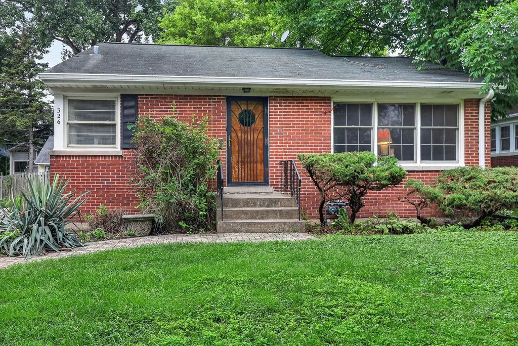 326 N Kensington Avenue, La Grange Park, 60526