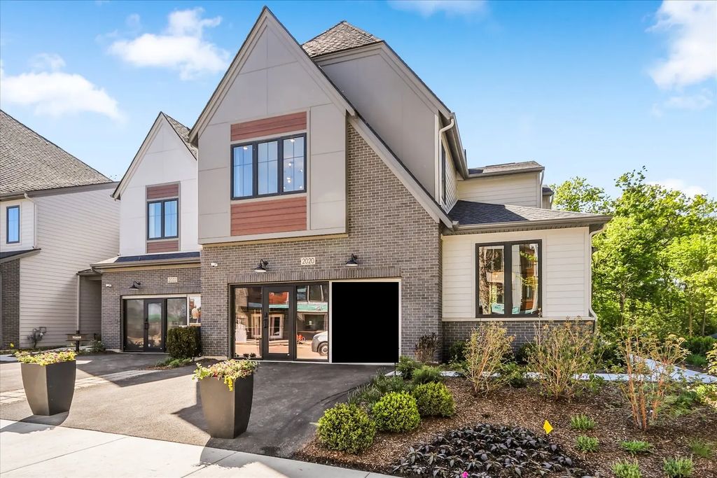 2068 Iron Ridge Lane, Naperville