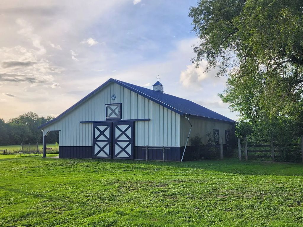 6408 N 1850 Boulevard, Mount Carmel