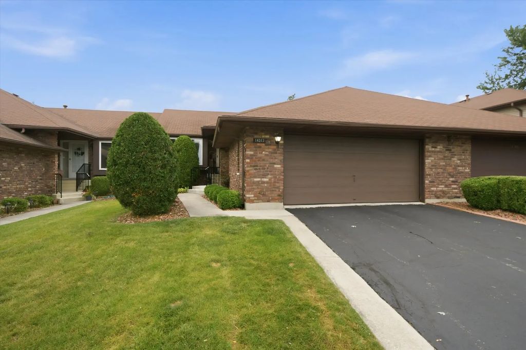 14312 Clearview Court 14312, Orland Park