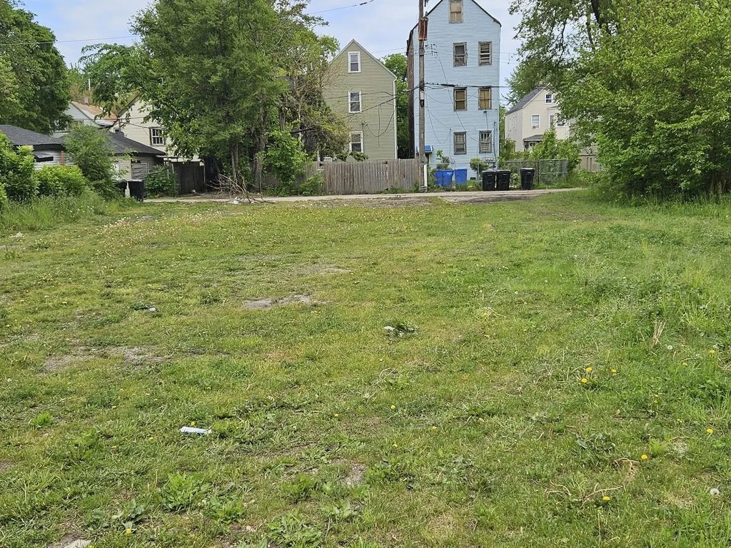 5323 S Wolcott Avenue, Chicago