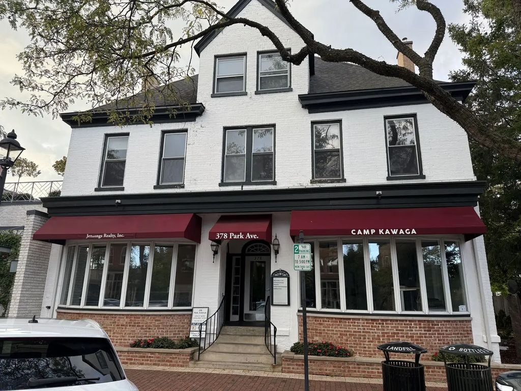 378 Park Avenue 3b, Glencoe