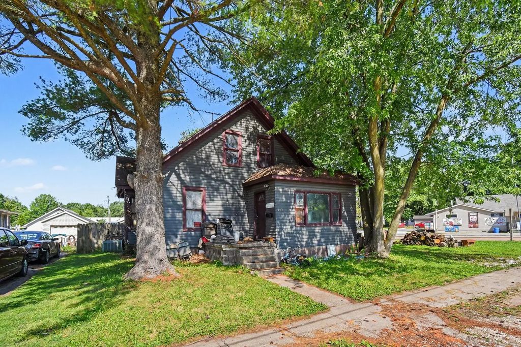 402 S Lafayette Street, Jerseyville