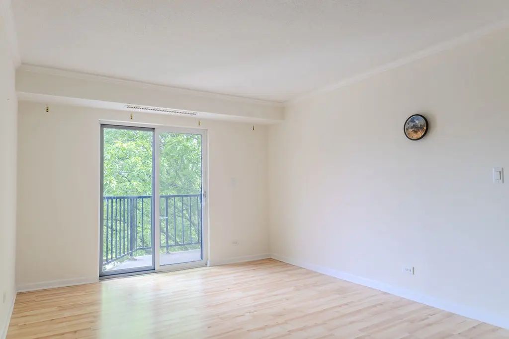 35 S Baybrook Drive 611, Palatine