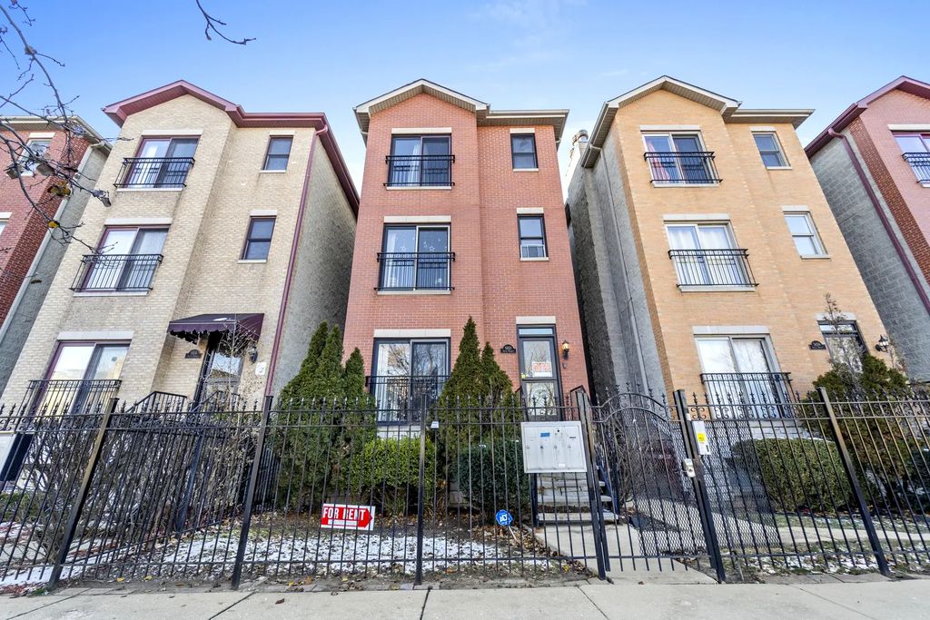5852 S Prairie Avenue 2, Chicago, 60637